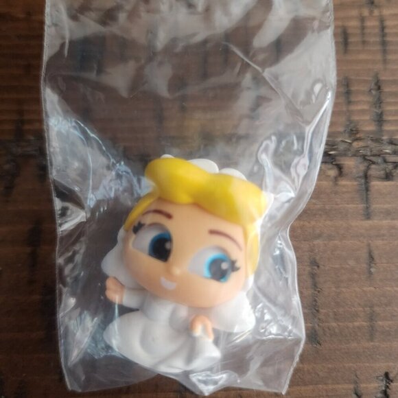 Disney Doorables Series 5 "Cinderella" - Picture 9 of 10